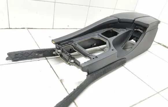 BMW 5 E60 E61 Center console 7034086 51167034086 2158682