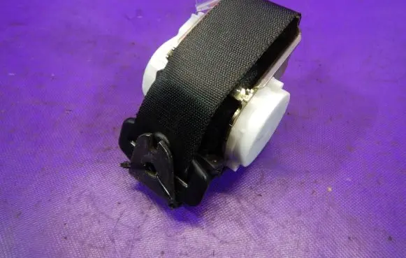 Ford Focus C-MAX Front seatbelt