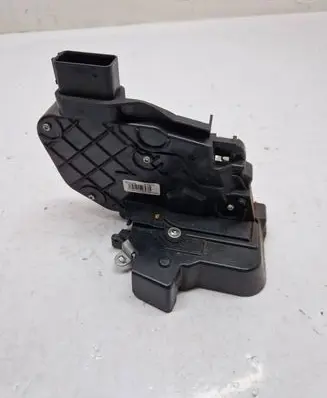 Volvo XC60 Rear door lock 30799326 A048069
