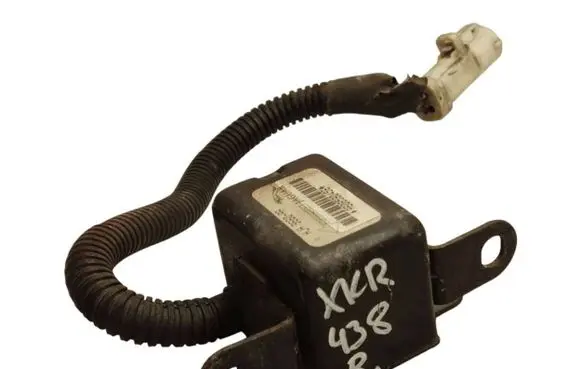 Jaguar XK8 - XKR Airbag deployment crash/impact sensor HJA9660AA