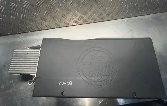 Volvo XC60 Subwoofer speaker 30752993 31210062 SEVE801A