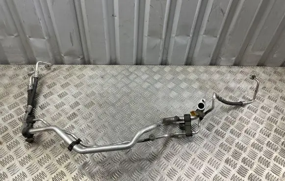 Peugeot 3008 II Air conditioning (A/C) pipe/hose 9675102080