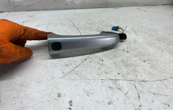Volvo V70 Rear door exterior handle 30753786
