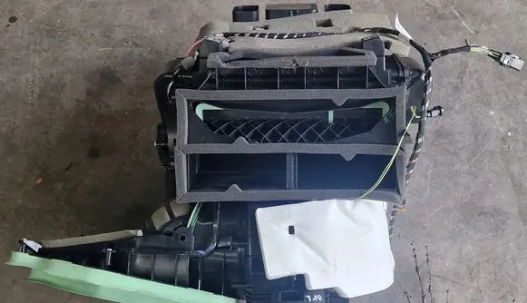 Peugeot 308 Heater blower radiator