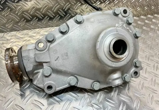 BMW 5 F10 F11 Front differential 759089807 1901170029 GM11