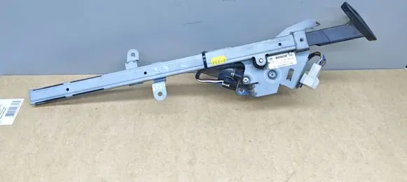 Mercedes-Benz CLK A209 C209 Seat belt height adjuster 2038600182
