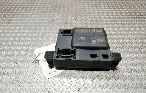 Volkswagen Crafter Door control unit/module A9068204126