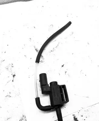 Audi A3 S3 8P Turbo solenoid valve 037906283C