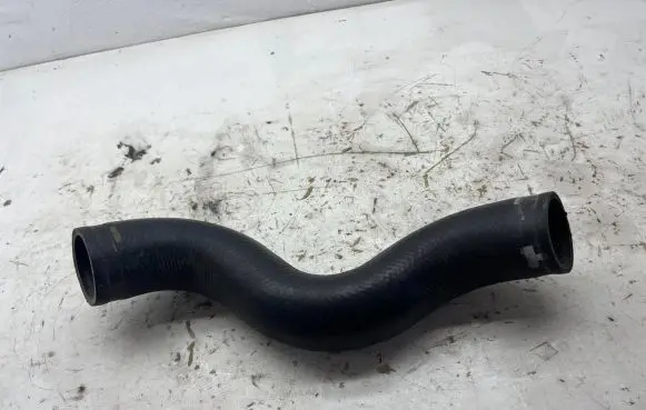 Honda CR-V Intercooler hose/pipe
