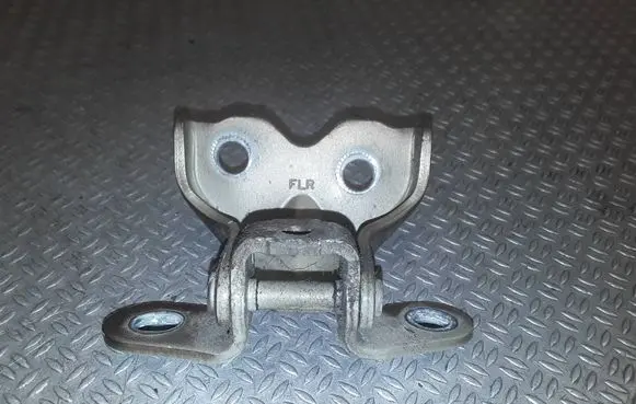 KIA Picanto Front door lower hinge