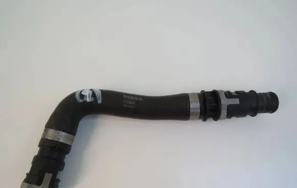 Volvo V40 Engine coolant pipe/hose 31319843
