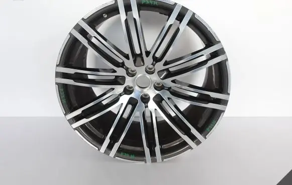 Porsche Macan (95B) R21 alloy rim 