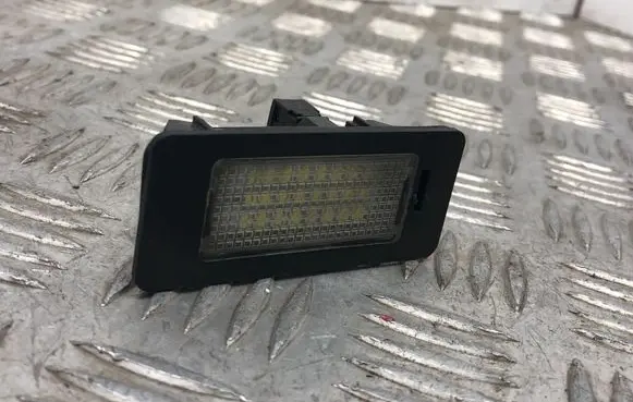BMW 5 E60 E61 Number plate light 1378149