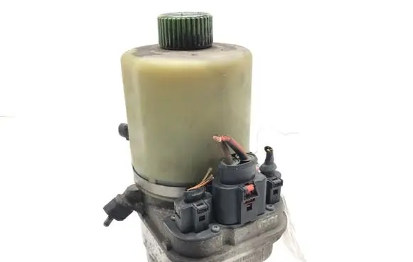 Seat Ibiza IV (6J,6P) Power steering pump 6R0423156
