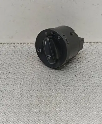 Volkswagen Golf VI Light switch 1K0941431BB