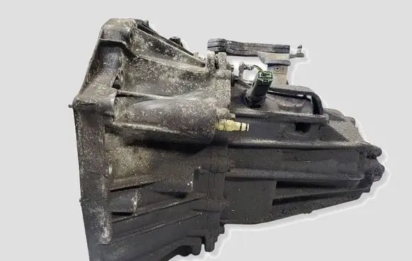 Nissan Qashqai Manual 5 speed gearbox TL4A113 TL4113 S047819
