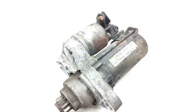 Volkswagen Polo IV 9N3 Starter motor 02T911023S