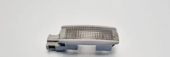 Volkswagen PASSAT B5 Other interior light 3B0947113
