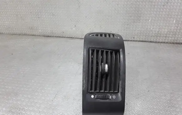 Fiat Ducato Dashboard side air vent grill/cover trim LS385822