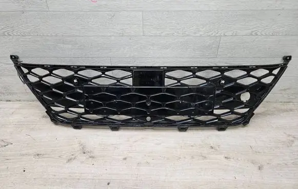 Cupra Ateca Front bumper lower grill 575853668E