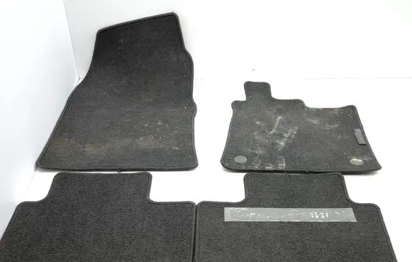 Renault Captur II Car floor mat set 8201711342