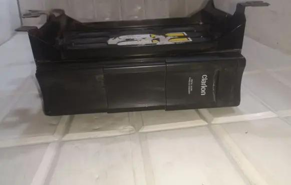 Peugeot 607 CD/DVD changer 9636561780