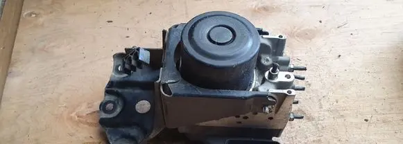 Toyota RAV 4 (XA30) ABS Pump 4454042100 8954142220