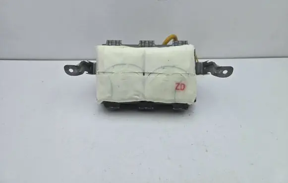 Lexus CT 200H Passenger airbag TG10B01002 03115P80