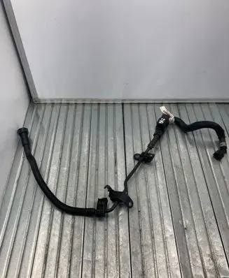BMW X1 F48 F49 Fuel line pipe 8579948