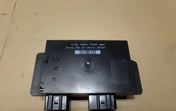 Volkswagen PASSAT B5 Comfort/convenience module 1J0959799AH