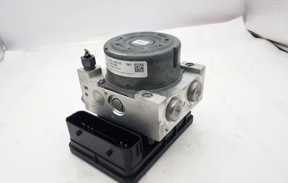 Ford Fusion II ABS Pump DG9C2C405FB 25022001414