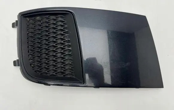 Subaru Impreza IV Front bumper lower grill 57731FG310