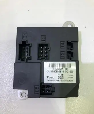Mercedes-Benz CLS C219 Seat control module A2115458532