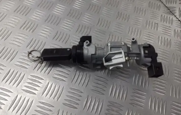Mazda 5 Ignition lock 3M51-3F880