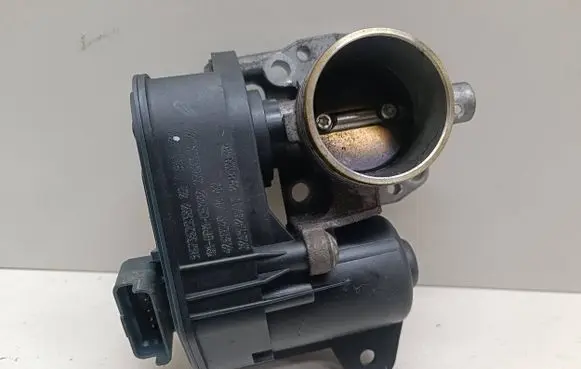 Peugeot 2008 I Throttle valve 9673622380 09852846