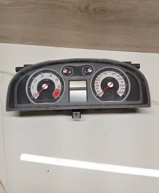 Speedometer (instrument cluster)