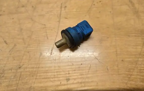 Audi A4 S4 B8 8K Coolant temperature sensor 078919501B