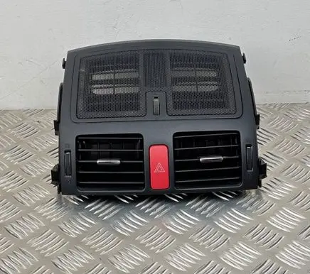Toyota Auris 150 Dash center air vent grill 5567002110