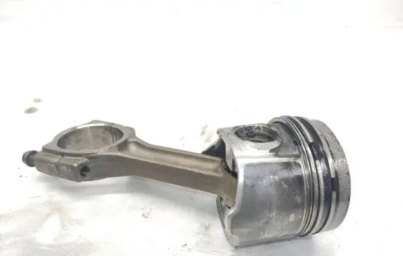 Piston