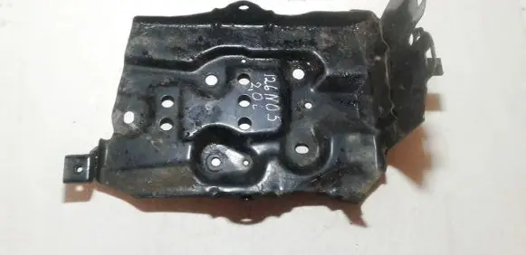 Battery bracket