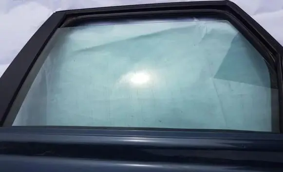 Volvo V50 Rear door window glass
