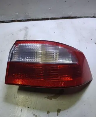 Renault Laguna II Rear/tail lights 8200002473
