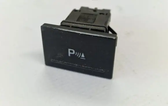 Volkswagen Touareg I Parking (PDC) sensor switch 7L6919235B