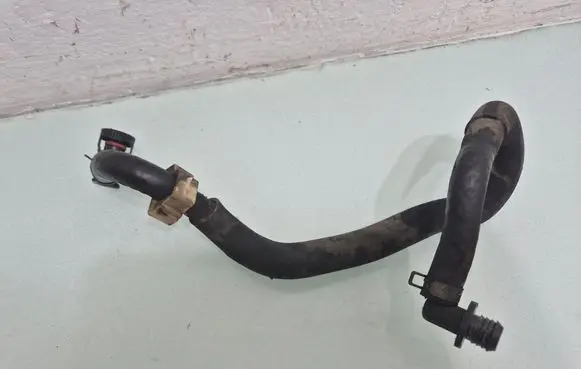 Nissan Qashqai+2 Air intake hose/pipe 