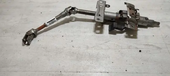 Steering wheel axle set