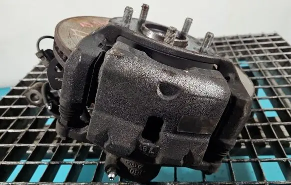 Hyundai i30 Front brake caliper IMPRK1531550