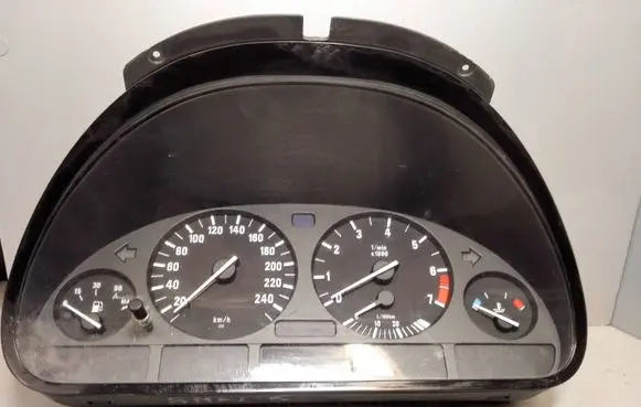 BMW 5 E39 Speedometer (instrument cluster) 62118375895 110008735