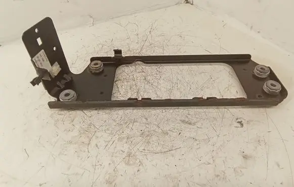 BMW 5 F10 F11 Pneumatic air compressor holding bracket 4159053582