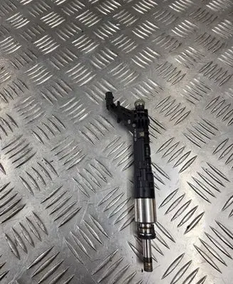 Audi A4 S4 B9 Fuel injector 06M906036K
