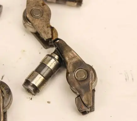 Volkswagen Golf VII Valve rocker arm 